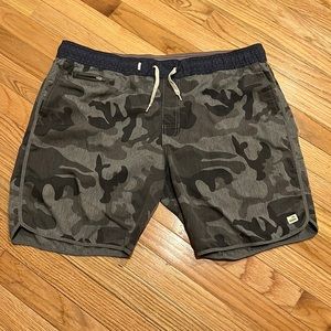 Vuori athletic shorts